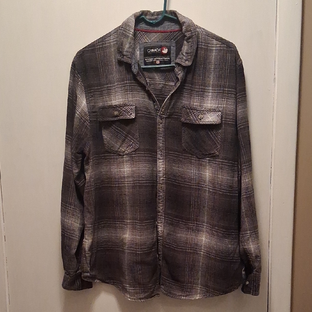 Canada Weathergear Men's Gray Plaid Flannel Jacket ButtonUp Front Pockets